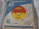 BOBBY FREEMAN / C'MON AND SWIM / RARE UK PYE INTERNATIONAL LABEL SINGLE  EX