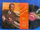 HANK JONES TRIO SAVOY MG12087 DG.  ORIGINAL USA LP NEAR MINT