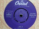 Gene Vincent - Dance To The Bop/I Got It  (Capitol CP-1275, 1958) Australian 45