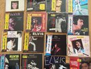 Elvis Presley set of 16 Japan EPs  w/ Elvis on stage Book Good Condition