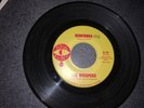 THE WHISPERS..REMEMBER .. USA ISSUE SINGLE..SOUL CLOCK..SC-109