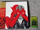 Queens Of The Stone Age Villains 2x Limited White Vinyl Etched + Traiding Cards