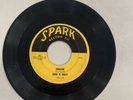 Gene & Billy Vintage 45rpm Vinyl Spark Records Zerlene / It's Hot