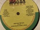 DENNIS WALKS She Pon Top MOODS Reggae Killer  12