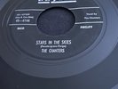 THE CHANTERS. STARS IN THE SKIES/ROW YOUR BOAT. DE LUXE 45-6166 GREAT R&B