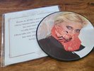 Olivia Newton-John *SIGNED* 7