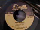 The Flying Saucers (Sandy Ford) - Keep On Comin / Just My Size