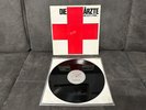 Die Ärzte Uns gehts prima rotes Kreuz LP Vinyl Farin Urlaub Bela B