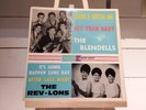EP/ 45T ROCK/ SURF POP THE BLENDELLS/ THE REV-LONS/ REPRISE