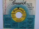 JOHNNY JONES & KING CASUALS Purple Haze Original US 45 Brunswick SOUL FUNK  7”
