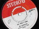 Mr. Foundation / Ken Parker - See Them A Come / Have A Good Time (7