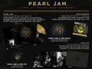 Pearl Jam - Live At Third Man Records LP Vault #29 Photo Book Pin Badge 7 Inch
