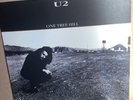 U2 7”SINGLE ONE TREE HILL.USED.