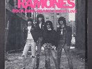 RAMONES: rockaway beach / mono SIRE 7
