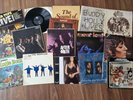 Huge bundle of vinyl records LP's/singles, various artists, pop/rock 60, 70, 80s