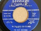 DOOWOP45 ISLEY BROTHERS TEENAGE 1004 THE COW JUMPED OVER THE MOON / ANGELS CRIED