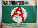 the HOLLIES 45 Bus Stop Don't Run and Hide UK Parlophone PROMO Mint-   Dh 15