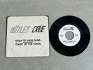 MOTLEY CRUE STICK TO YOUR GUNS / TOAST OF THE TOWN 7
