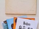 The Beatles White Album 2 LPs, 4 Original Photos & More 1968 Apple Records