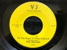 Beatles DO YOU WANT TO KNOW A SECRET 1964 Vee Jay VJ single VG Spizer 587.07