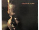 MILES DAVIS - NEFERTITI - COLUMBIA  USA Reissue 1977 -