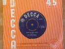 The Poor Souls : When My Baby Cries / My Baby's Not There. 1965 UK 7