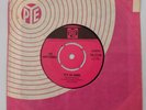 THE HONEYCOMBS  -  IT'S SO HARD  /  I FELL IN LOVE ( JOE MEEK )  1966  UK  PYE
