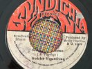 BOBBY VOURILVEE - Gimme Gimme / RARE SKINHEAD REGGAE GUYANA 45