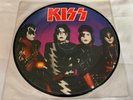 KISS A World Without Heroes 7