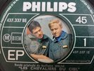 JOHNNY HALLYDAY EP LES CHEVALIERS DU CIEL POCHETTE COULEUR EXCELLENT ETAT