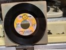 JOE BATAAN-UNDER THE STREET LAMP/DADDY'S COMING HOME/1969/VG+ EXC. VINYL/RARE