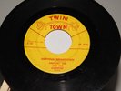 Gregory Dee And The Avanties – Buzz Buzz Buzz 45rpm