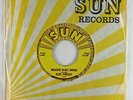Elvis Presley 45 - Milkcow Blues Boogie - Sun 215 - original w/ 3 push marks