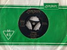 THE CHORDETTES: Lollipop / Baby, Come-A-Back-A (Single London DL 20 163/NM)