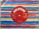 THE BEATLES Love me do / P.S. I love you Parlophone 45-R 4949 Classic pop 1962