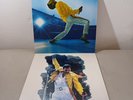 QUEEN - LIVE IN WEMBLEY PART I & 2 - 2 PCTURES DICS + 2 COVERS - FAN CLUB JAPAN