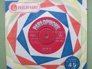 BEATLES 45 - Love Me Do - 1st Press - Parlophone 45-R 4949 - Dec. 1962 - Spizer