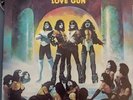 KISS -Love Gun -Casablanca/Rock Steady Vinyl Pressing. Rare RCA Music Club Ed NM