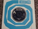 Genesis - A Winters Tale - Rare 1968 Decca Demonstration Disc.