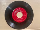 LITTLE JOHNNY JONES & CHICAGO HOUND DOGS -Sweet Little Woman -SCARCE 1953 45rpm-
