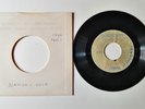 rare disque original 45 tours de Django Reinhardt et de Louis Vola.