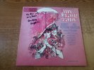VG++ 1964 HAND SIGNED Audrey Hepburn/REX H. My Fair Lady 8000 LP33