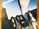 RAMONES   Leave Home    SIRE UK 1st Pressing Carbona 1977   NEAR MINT LP