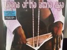 Queens Of The Stone Age 2 x Vinyl 3 Extra Tracks Definitive Edition New/Sealed