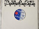 vinyle BEAST 22 maniaks VG+