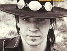 LP-STEVIE RAY VAUGHAN DOUBLE TROUBLE-ESSENTIAL