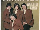 The Kinks ‎– Waterloo Sunset / Act Nice And Gentle  - Vinyl - Single 7