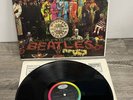 The Beatles Sgt Pepper's Lonely Hearts Club Band Vinyl LP 1967 Capitol SMAS-2653