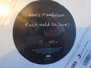Louis Tomlinson - Just Hold On (Live), 7
