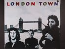 PAUL MCCARTNEY & WINGS: london town CAPITOL 12